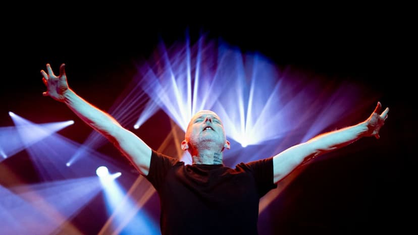 Moby Reimagines "When It's Cold" with New Voice