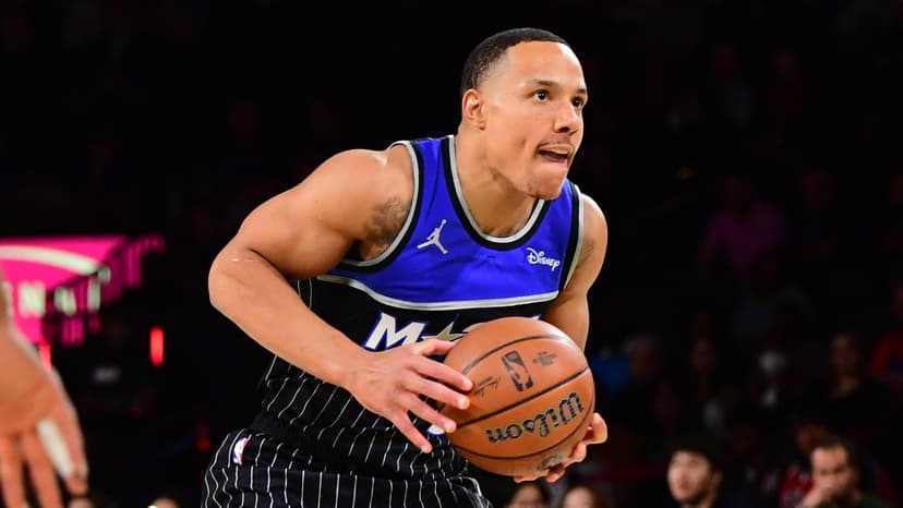 Knicks, Magic Battle for NBA Cup Final