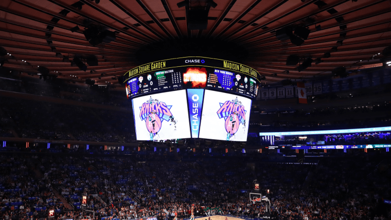 NBA Games Today: Christmas Eve TV Schedule