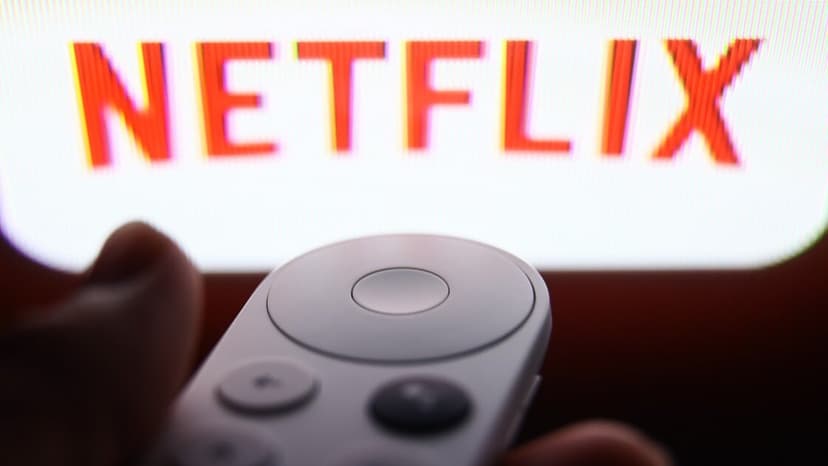 Netflix Drops Mobile Casting for Most Devices