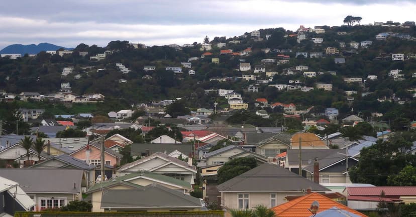 NZ Home Prices Dip Amidst Summer Doldrums