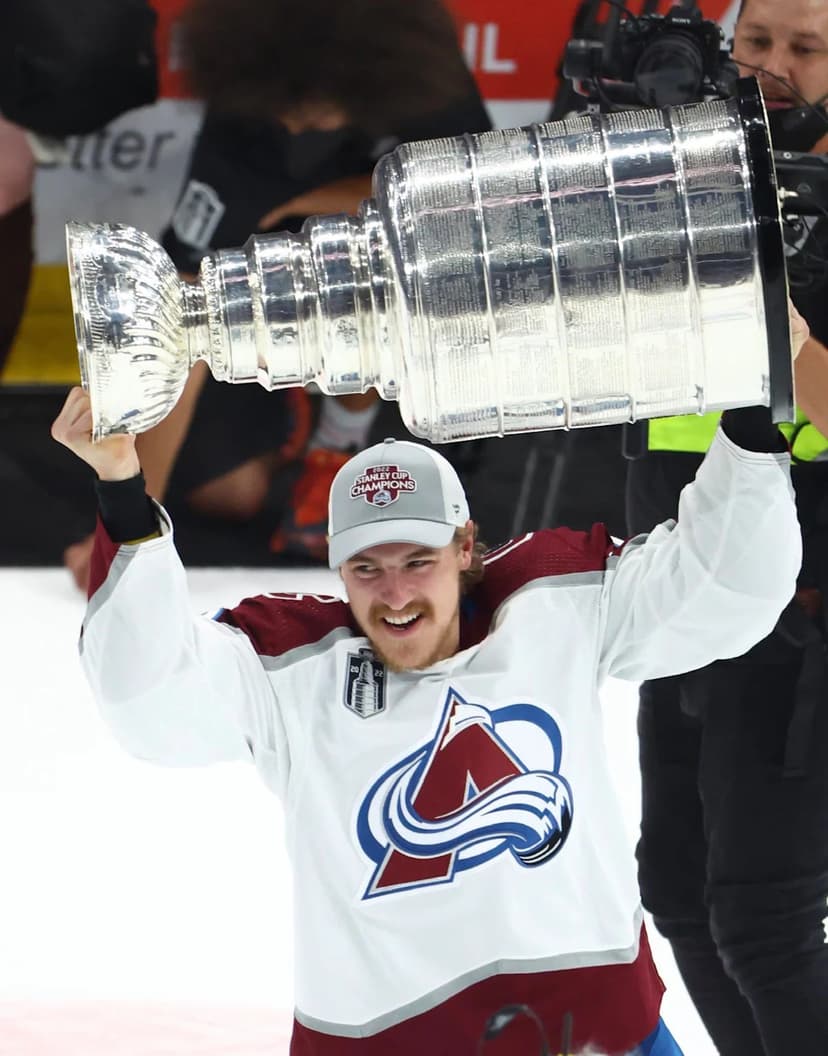 Stanley Cup Winner Aube-Kubel Drops NHL for KHL