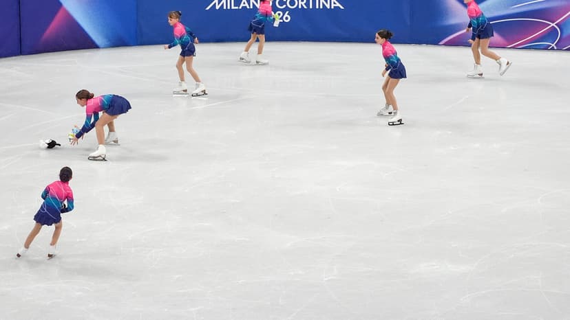 Olympic Ice: Kids Sweep Tributes for Stars