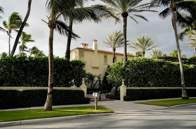 Roaring '20s Estate Fetches Record Price