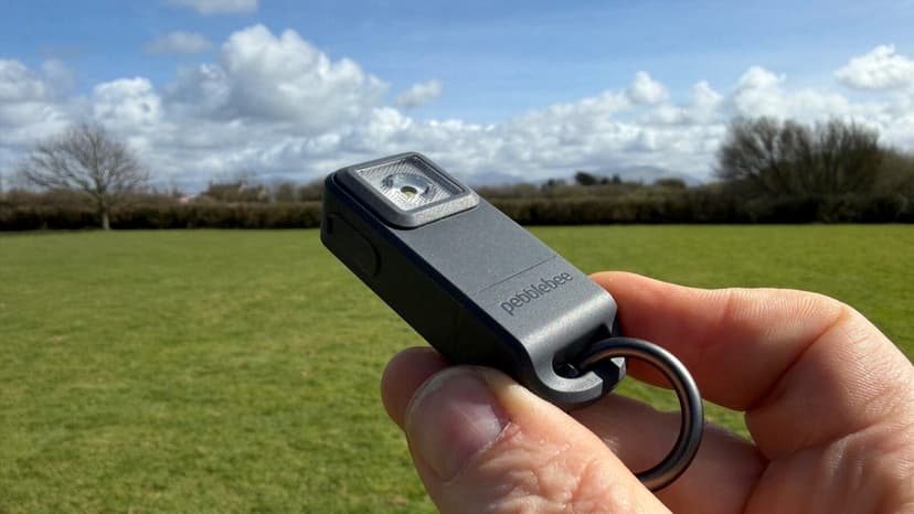 Tracker Becomes Safety Device: New Gadget Alerts Loved Ones