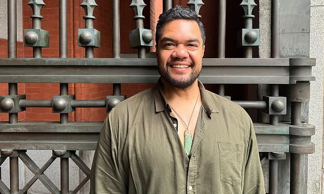 Samoan Tenor's Spiteful Rise to Opera Stardom