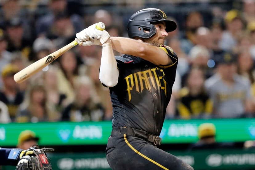 Cruz's Homer Fuels Pirates Over Rays