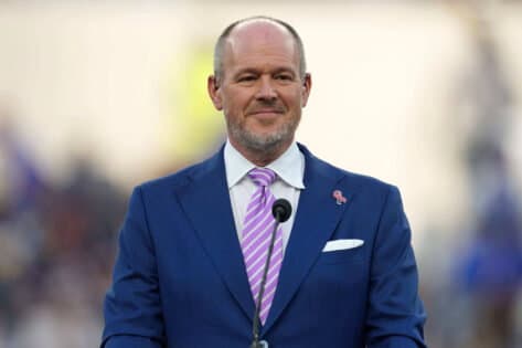 Rich Eisen Steps Away From Booth Duties