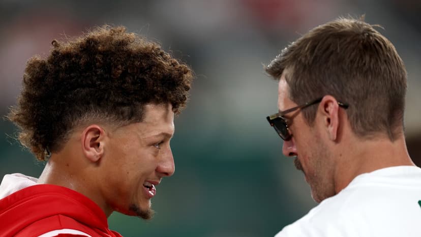 Rodgers Chasing NFL Playoff TD Record