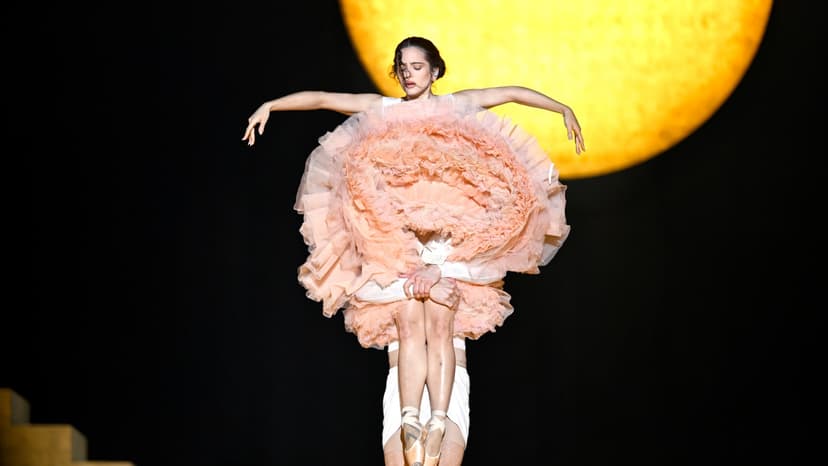 Rosalía Launches Epic 'Motomami' World Tour