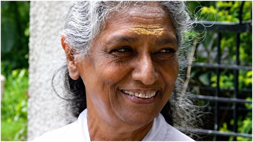 Singer S. Janaki's Life Saved by Humble Taxi Driver