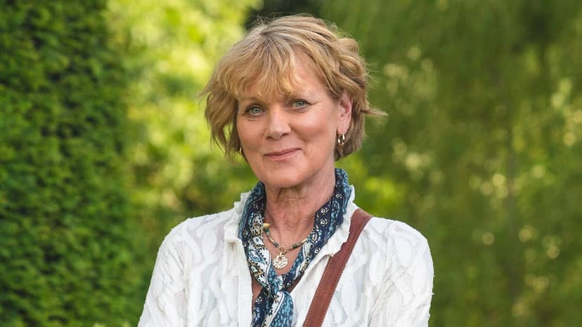 Samantha Bond: A Family of Actors
