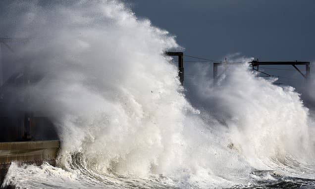 Scotland Braces for Christmas Storm Chaos