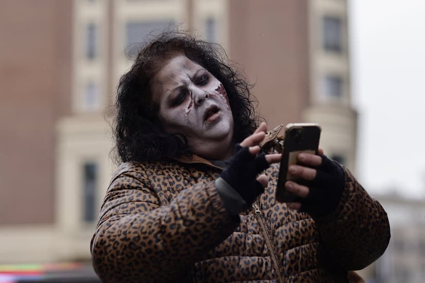 Smartphones May Be Harming Your Brain