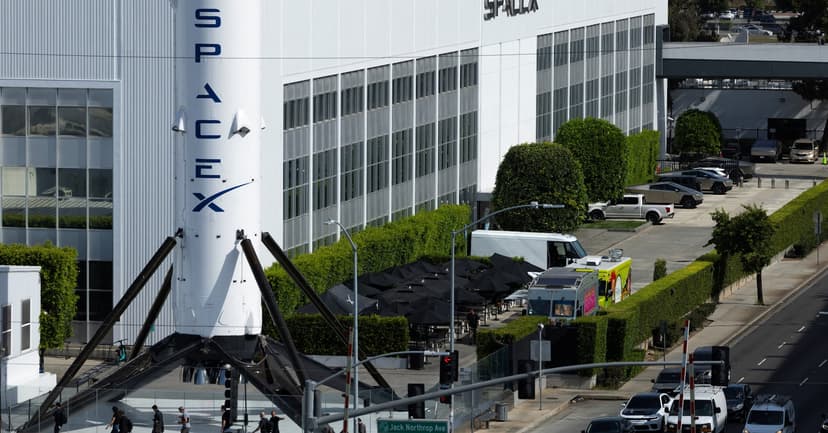 SpaceX Borrows $20B for Blockbuster IPO