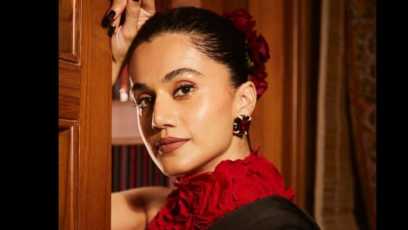 Taapsee Pannu Debunks Bollywood Entourage Myth