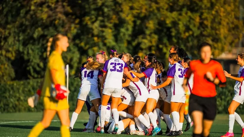Frogs Shock Reigning Champs in PK Thriller!