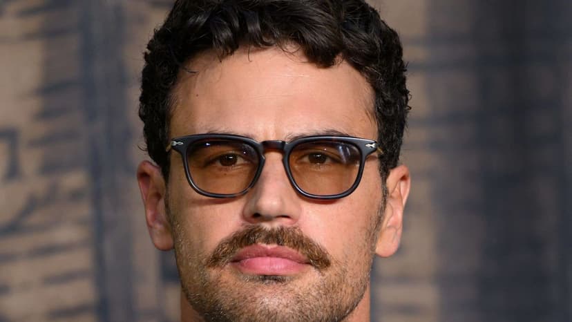 Theo James' Wife: Famous Actress Ruth Kearney Revealed