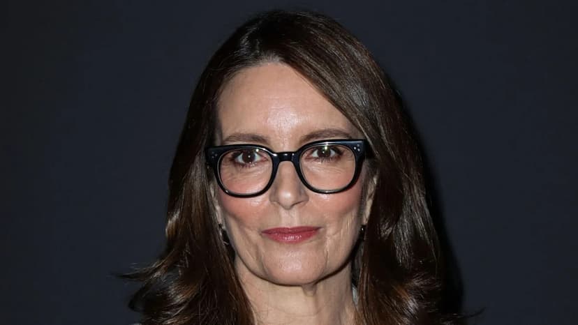 Tina Fey: Aging is 'Reverse Puberty'