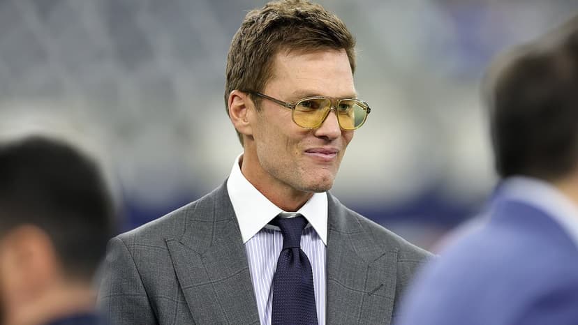 Brady Jets to Fire Coach, Flaunts $500K Watch