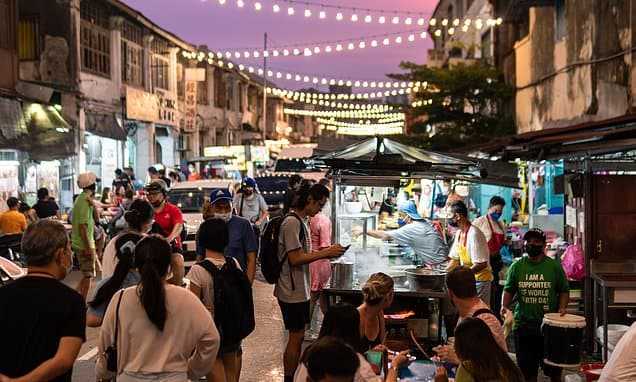 Danish Explorer's Diet Warning for Global Tourists