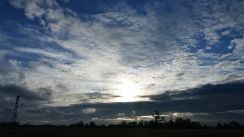 UK Weather Alert: Snow and 60mph Winds to Hit After Warm Spell