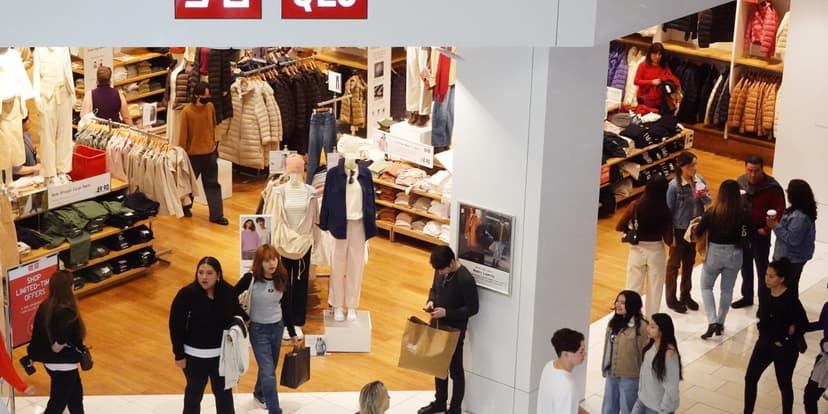 Uniqlo's Price Hike Strategy Defeats Tariffs