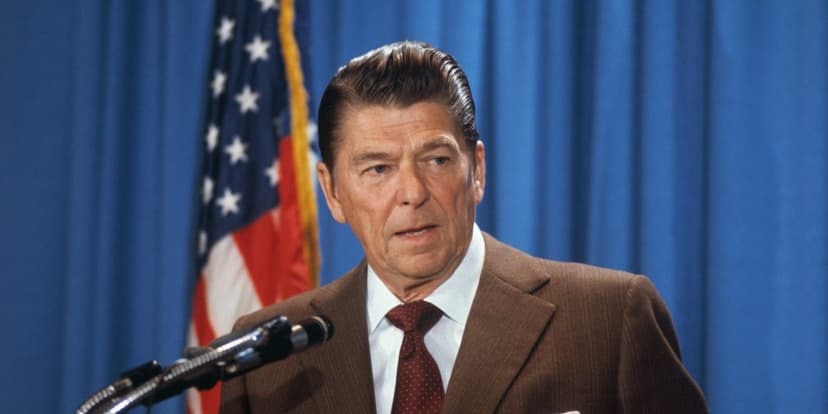 US Faces Echoes of 1980s Tanker War in Hormuz