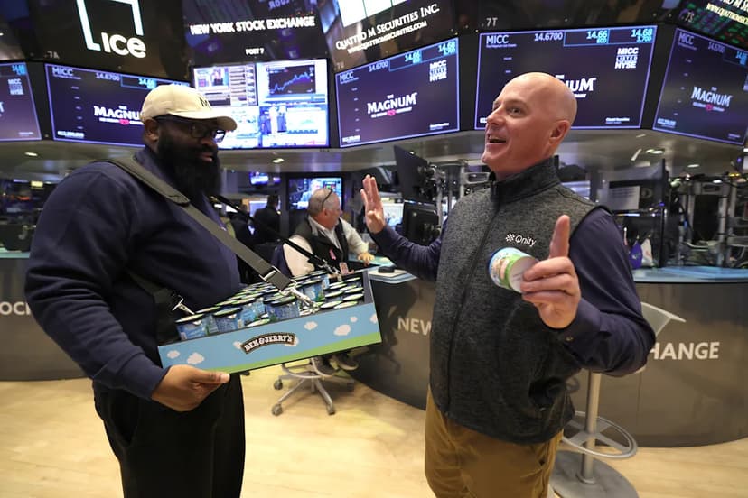 Jobs Report Looms: Fed Rate Cut Bets Hang in Balance