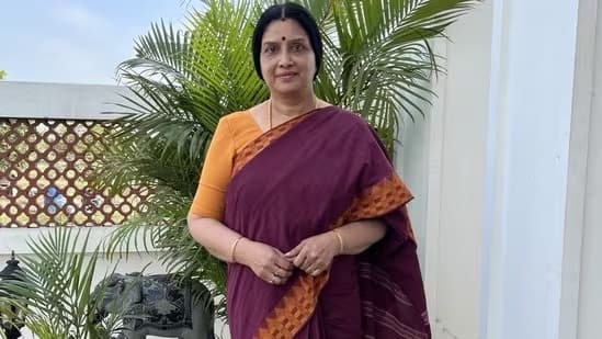 Veteran Actor Tulasi Quits Films for Spiritual Path