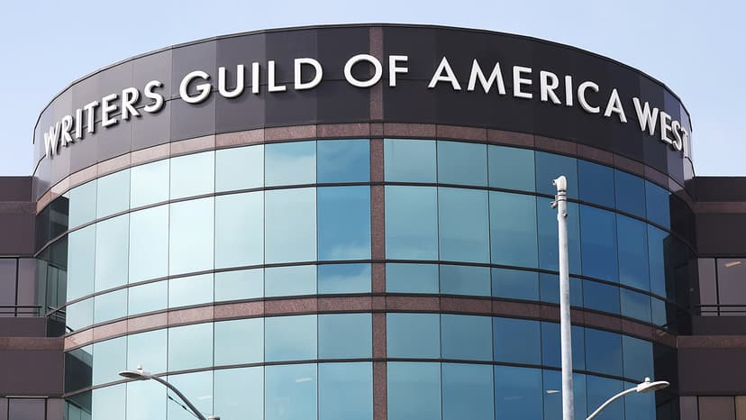 WGA Preps for Talks: Health, AI, Pay Top Demands