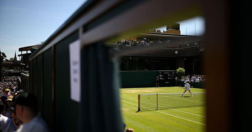 Wimbledon Day 5: Stars Take Center Court