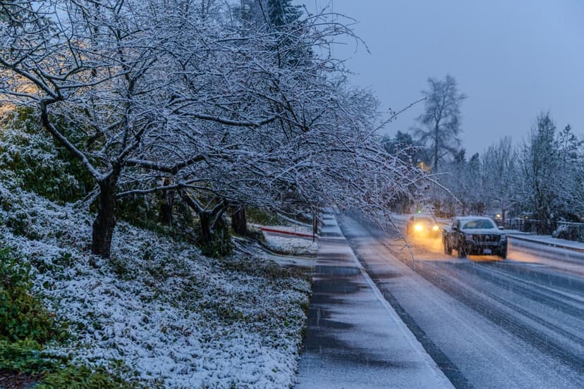 20 Inches of Snow Threatens Oregon, Utah, Washington