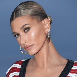 Hailey Bieber