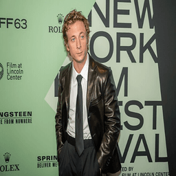 Jeremy Allen White