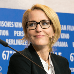 Gillian Anderson