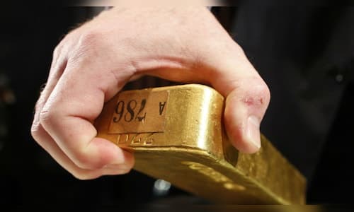 Gold Prices Fluctuate as US Inflation Data Impacts Rate Cut Expectations