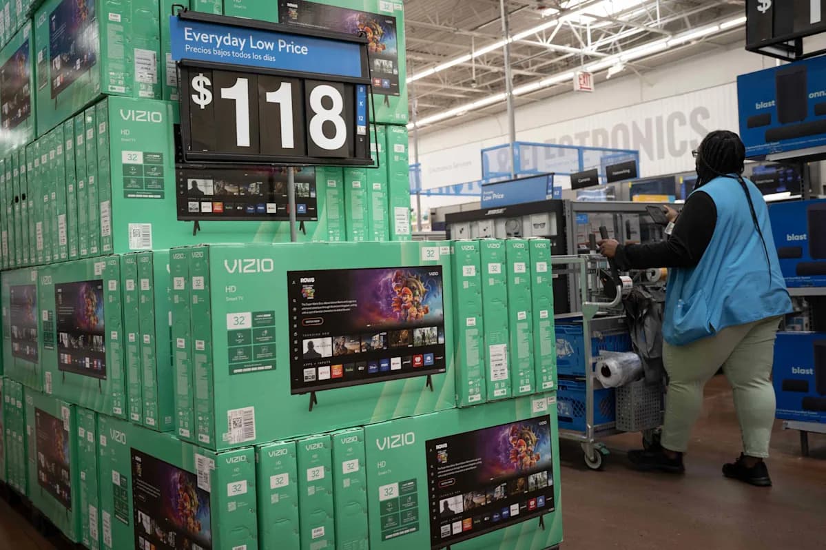 Tariffs Fuel Inflation Surge, Squeeze Household Budgets