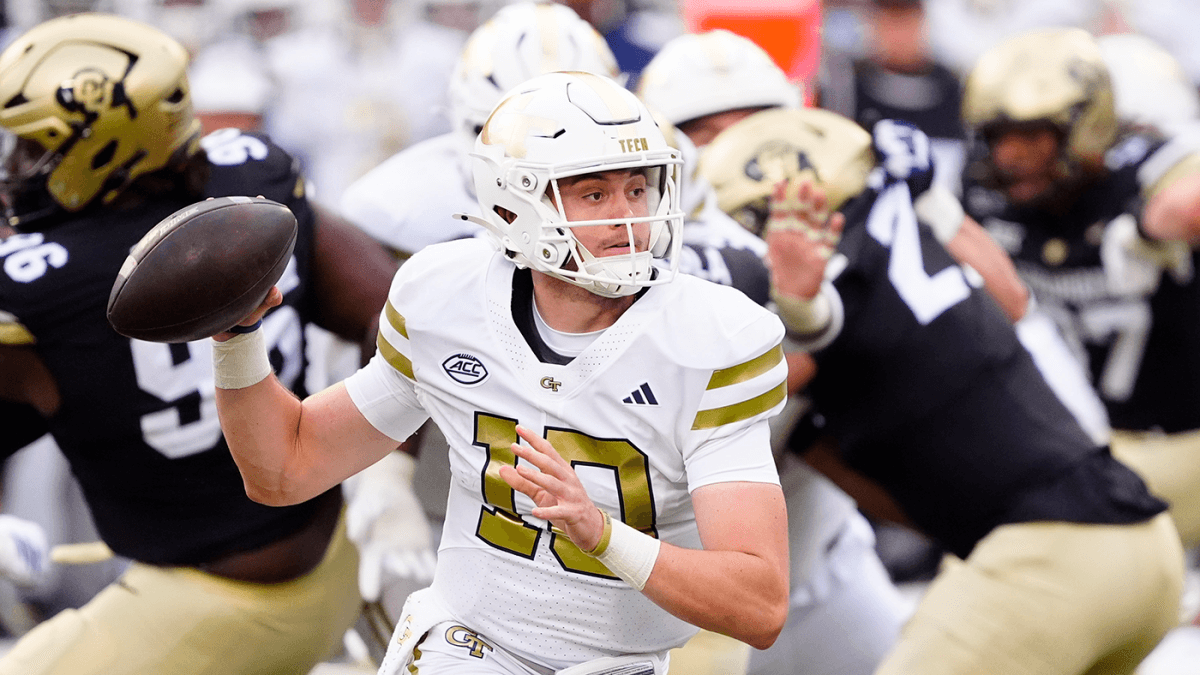 Georgia Tech QB Shines with 156 Rushing Yards and 3 TDs in Dramatic Season Opener