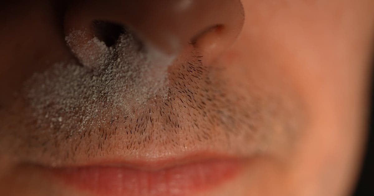 Cocaine Epidemic Grips Ireland's Middle Class: Weddings, Pubs, and Workplaces Affected