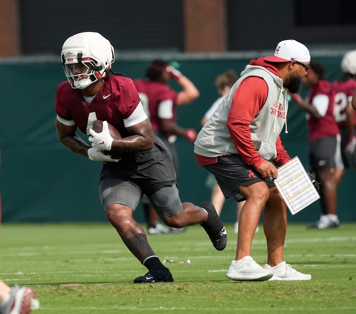 Alabama's New OC Emphasizes Downfield Passing, Versatile RB Needed