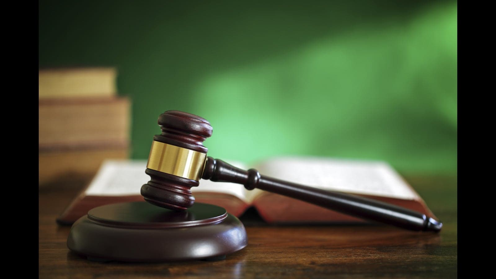 Supreme Court Grants Anticipatory Bail, Slams High Court's Handling