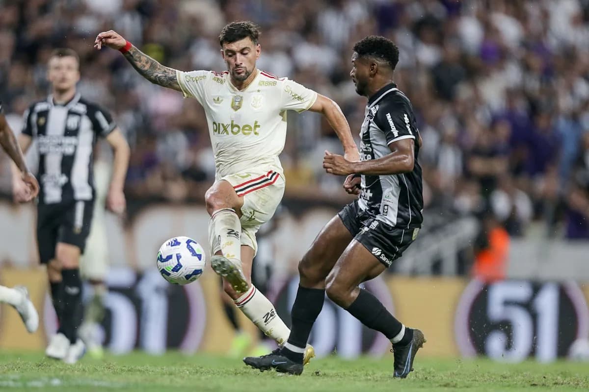 Flamengo and Ceará Battle to 1-1 Draw in Thrilling Brasileirão Clash