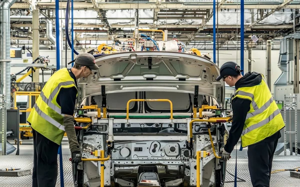 Vauxhall Owner Risks Exclusion from UK's £3,750 EV Grant Scheme