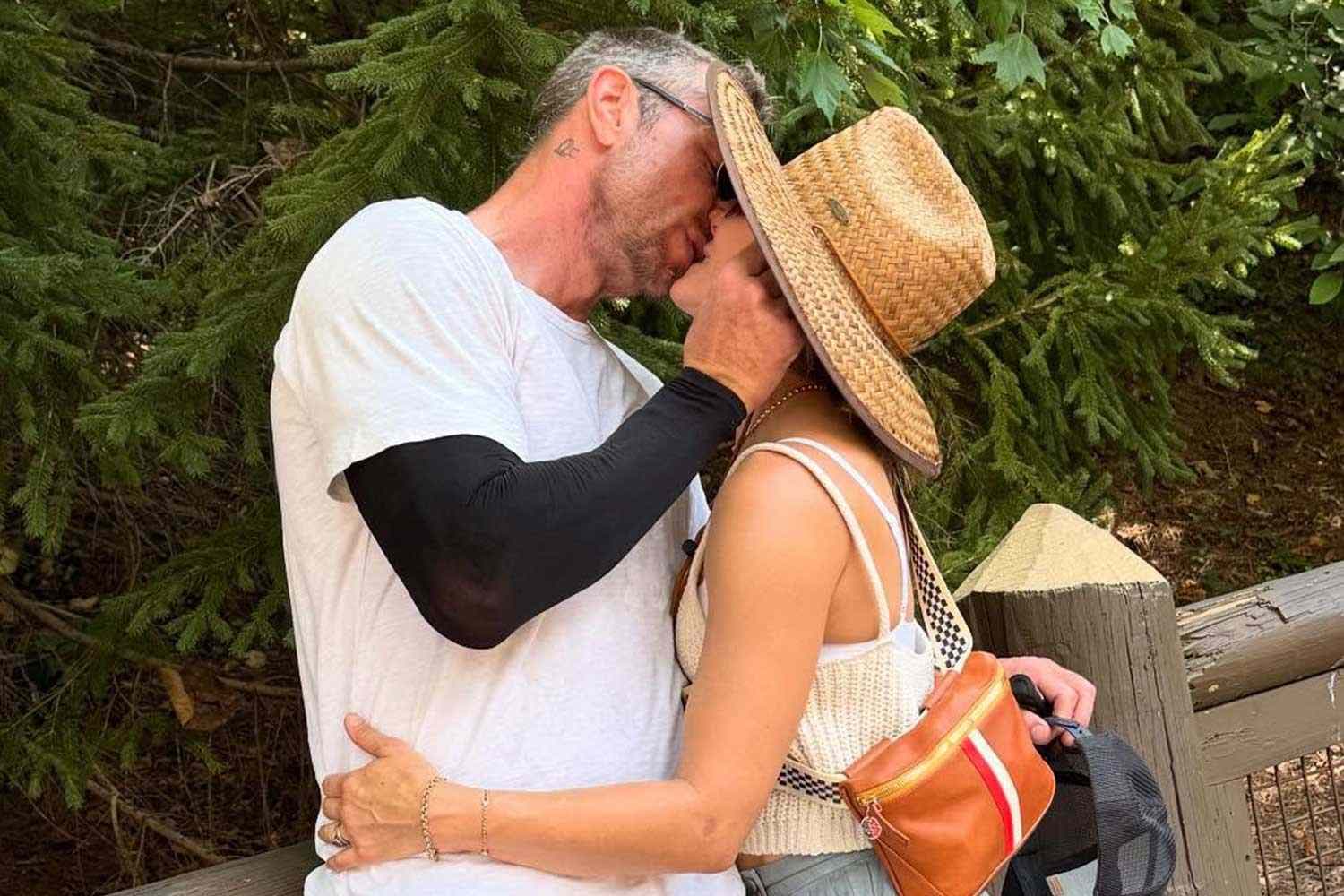Kristen Bell Celebrates Husband Dax Shepard's 21 Years of Sobriety