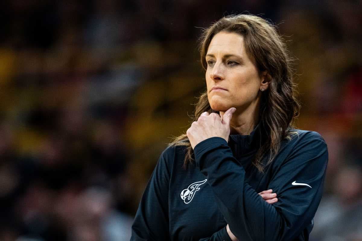 Fever Coach Lauds Aari McDonald's Clutch Play in Aces Upset
