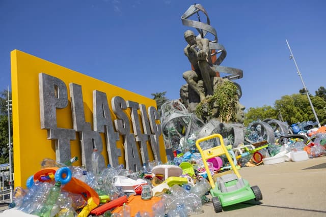 Seychelles Pleads for Decisive Action as Plastic Chokes Island Ecosystems