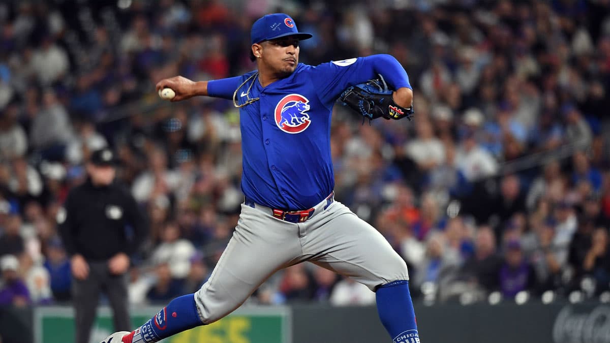 Cubs Closer Palencia Heads to IL with Shoulder Strain Ahead of Playoffs