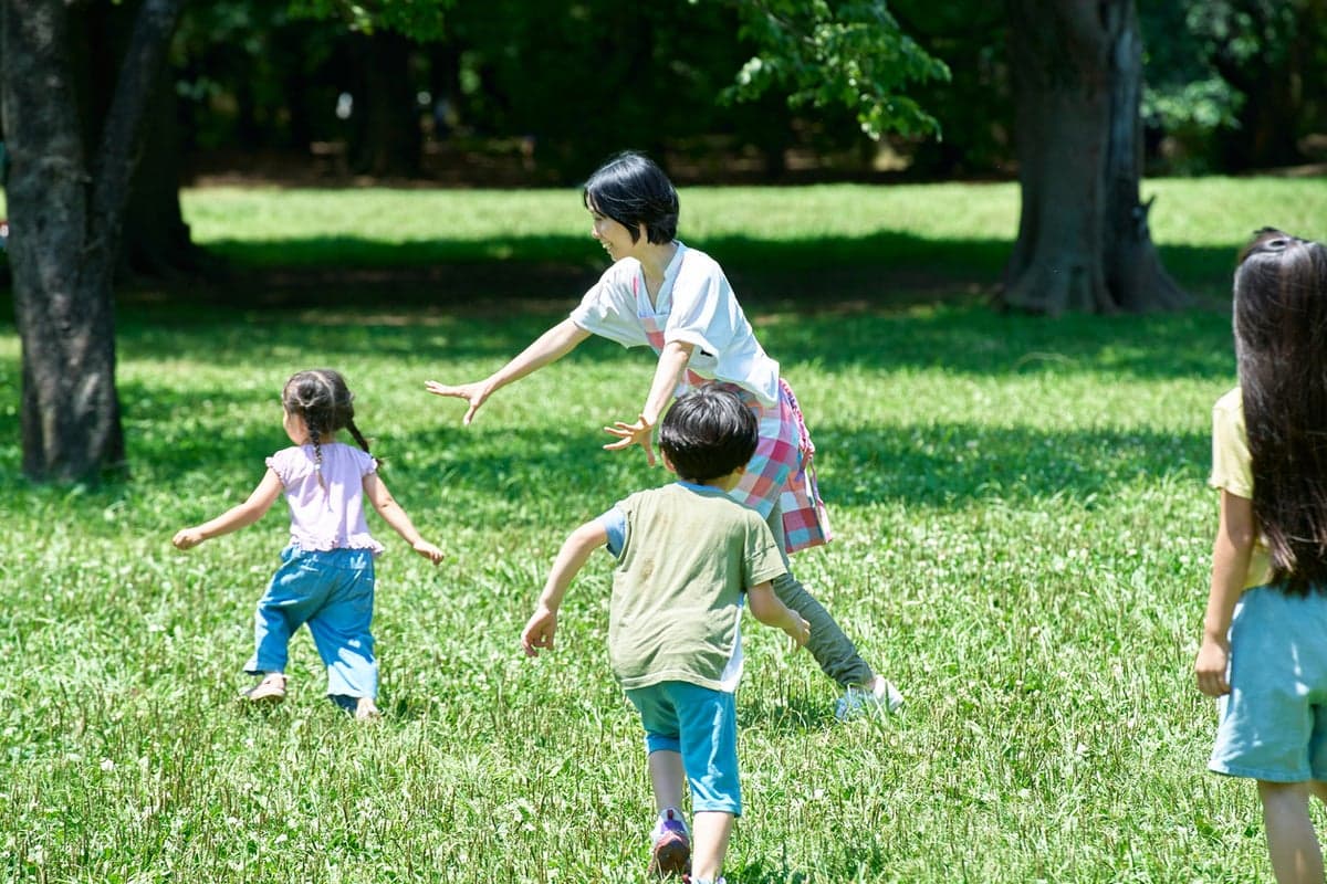 Psychologists Divided on 'F*** Around and Find Out' Parenting Trend