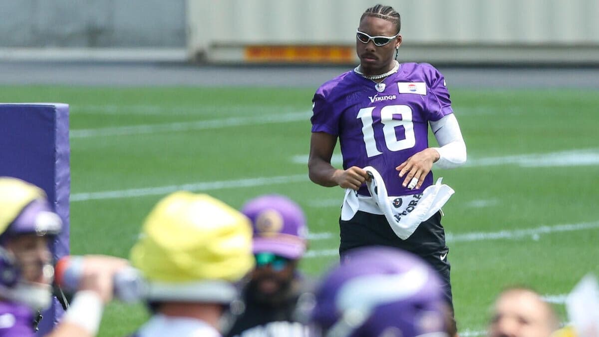 Injuries Threaten NFL Teams' 2025 Season Hopes